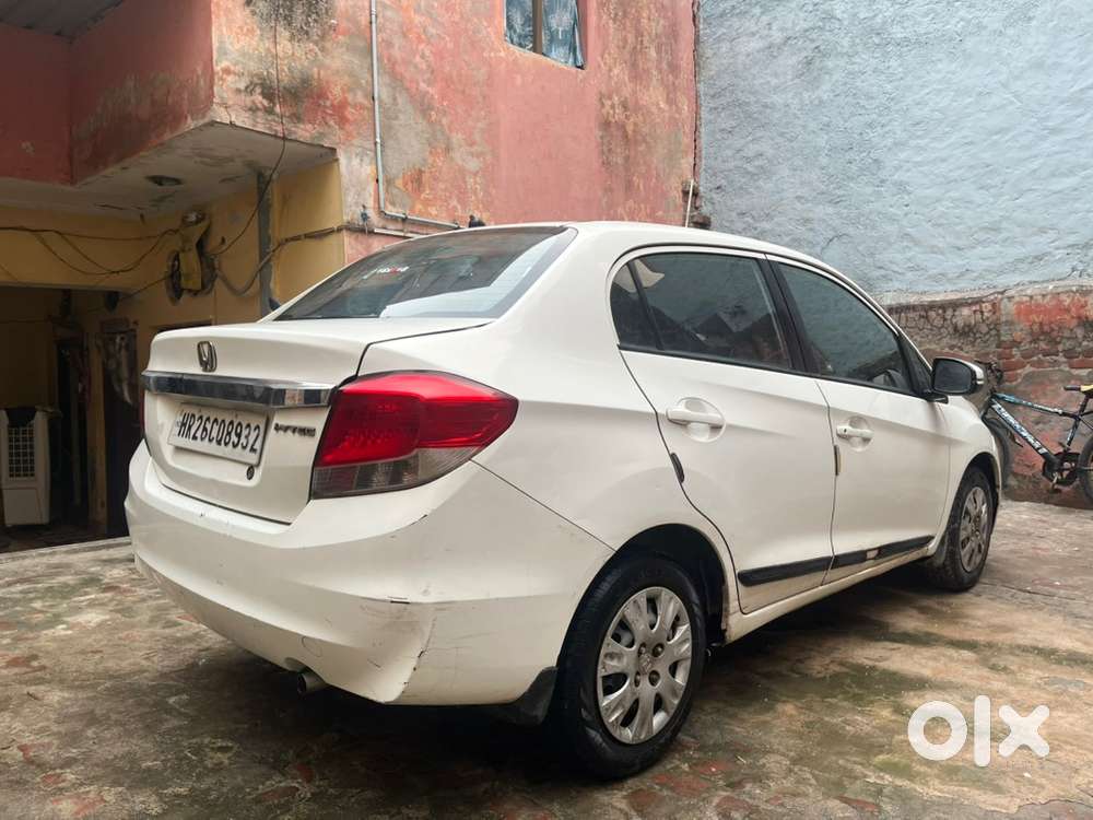 Honda Amaze Petrol 2015