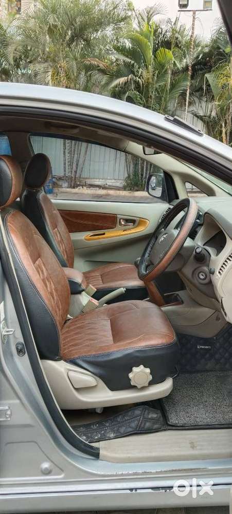 Toyota Innova 2.5 Vx 7 Str Bs-iii, 2011, Diesel