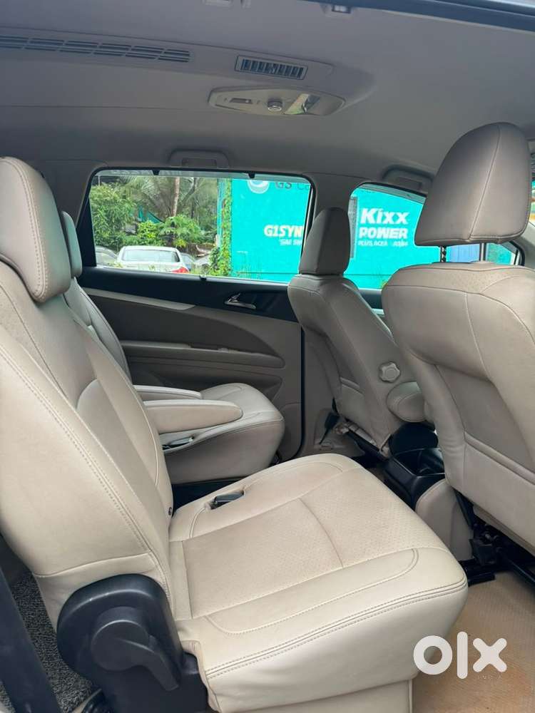 Mahindra Marazzo 2019
