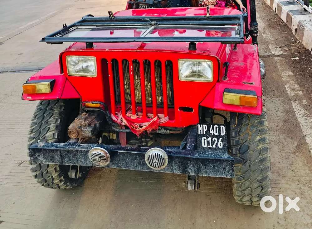 Mahindra Marshal 2000