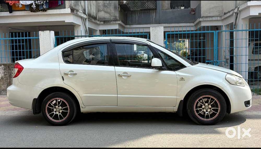 Maruti Suzuki Sx4 Vxi Bsiv, 2010, Petrol