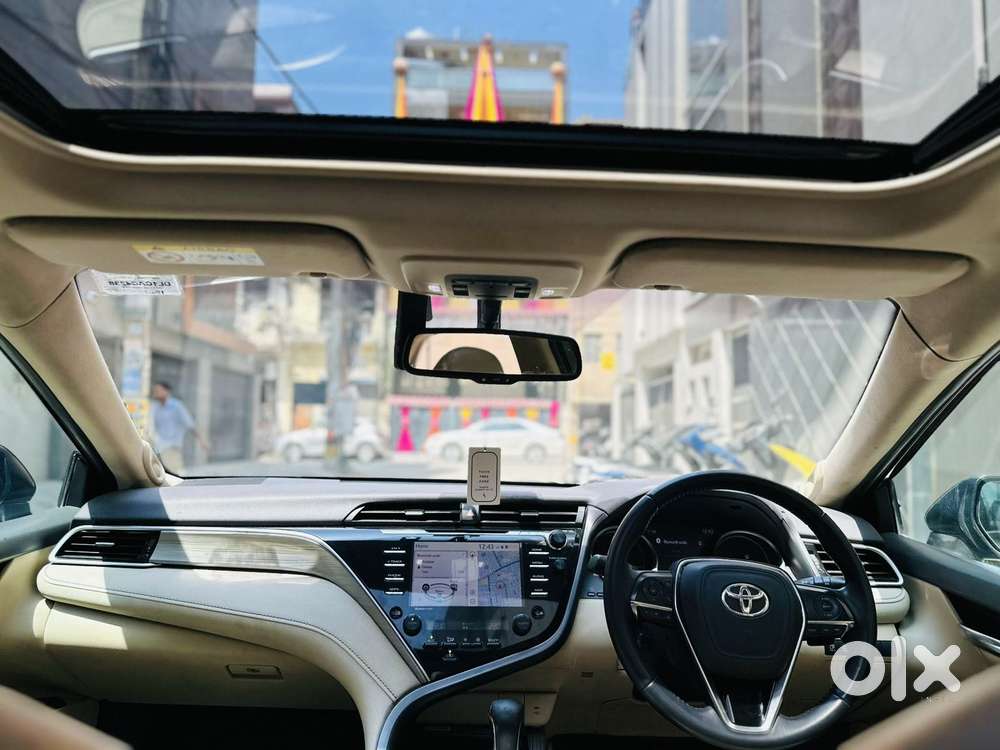 Toyota Camry Hybrid, 2020, Petrol