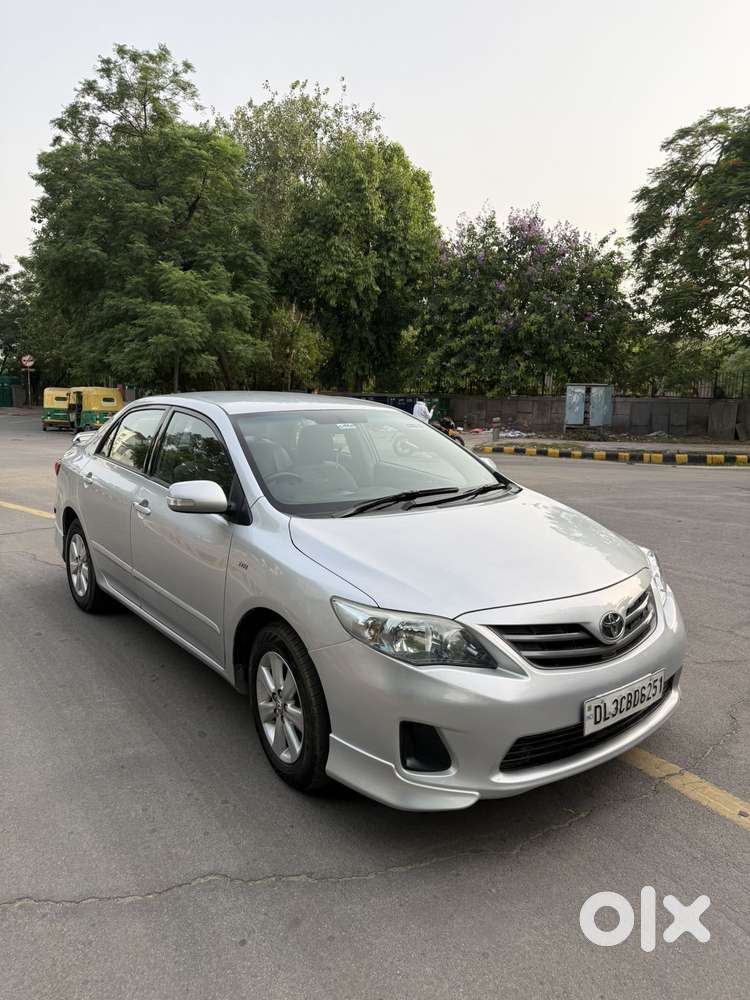 Toyota Corolla Altis 2010-2013 1.8 Js, 2012, Petrol
