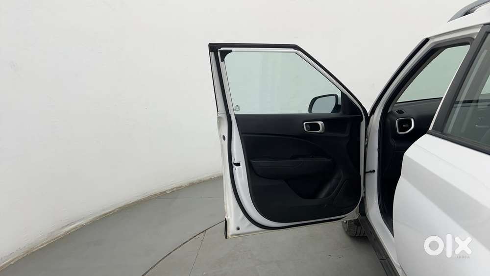 Hyundai Venue [2022-ongoing] 1.5 Crdi Sx, 2021, Diesel