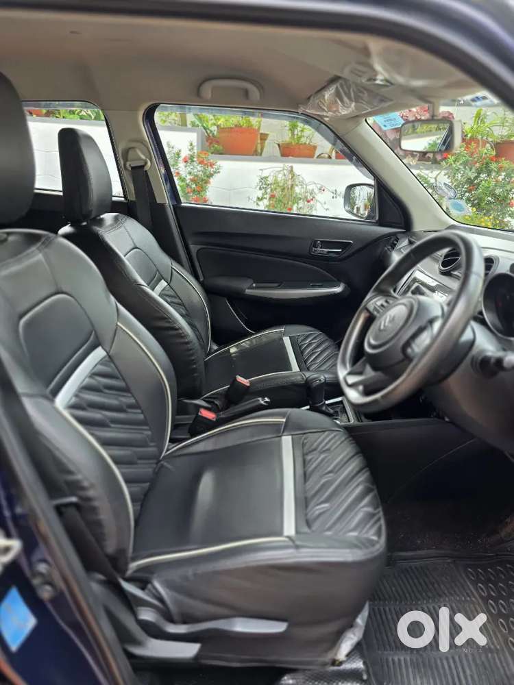 Maruti Swift Zxi Automatic Petrol In Showroom Condition