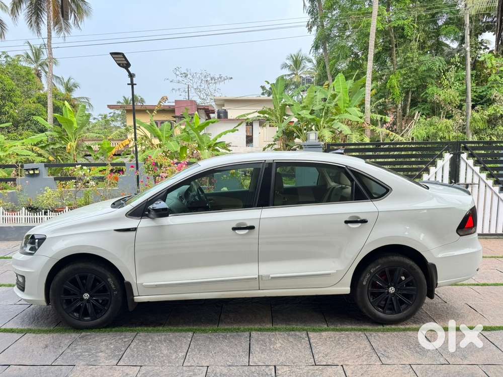 Volkswagen Vento 1.6 Petrol 2016
