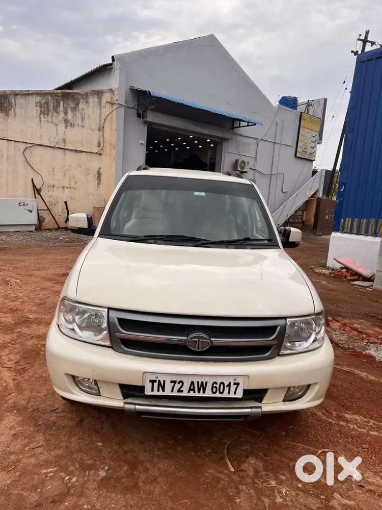 Tata Safari 2014 Diesel 100000 Km Driven