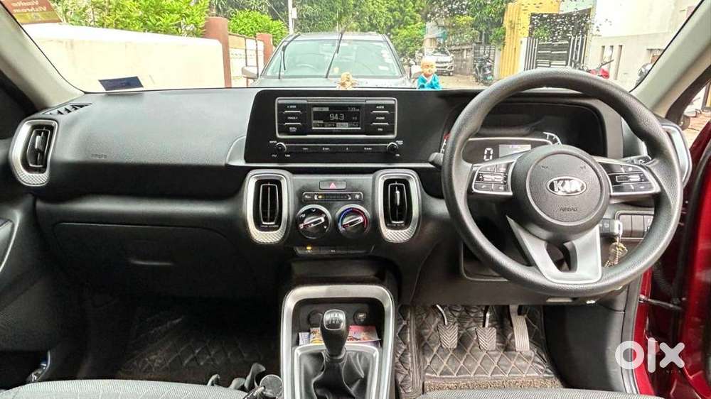Kia Sonet Petrol 2022