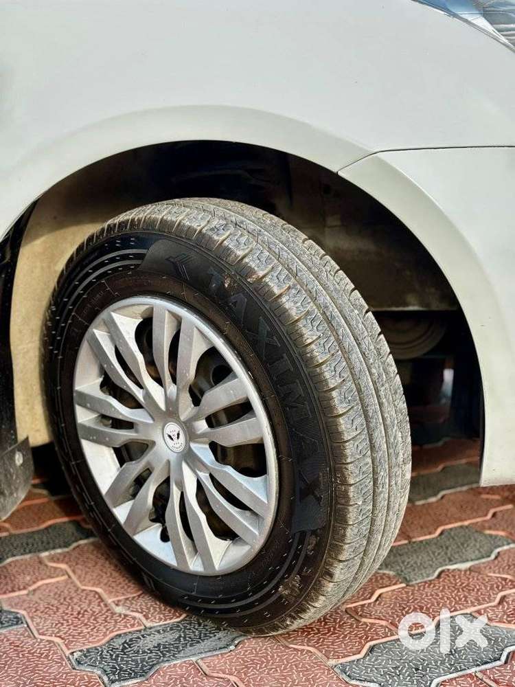 Maruti Suzuki Swift Dzire Vdi Bsiv, 2012, Diesel