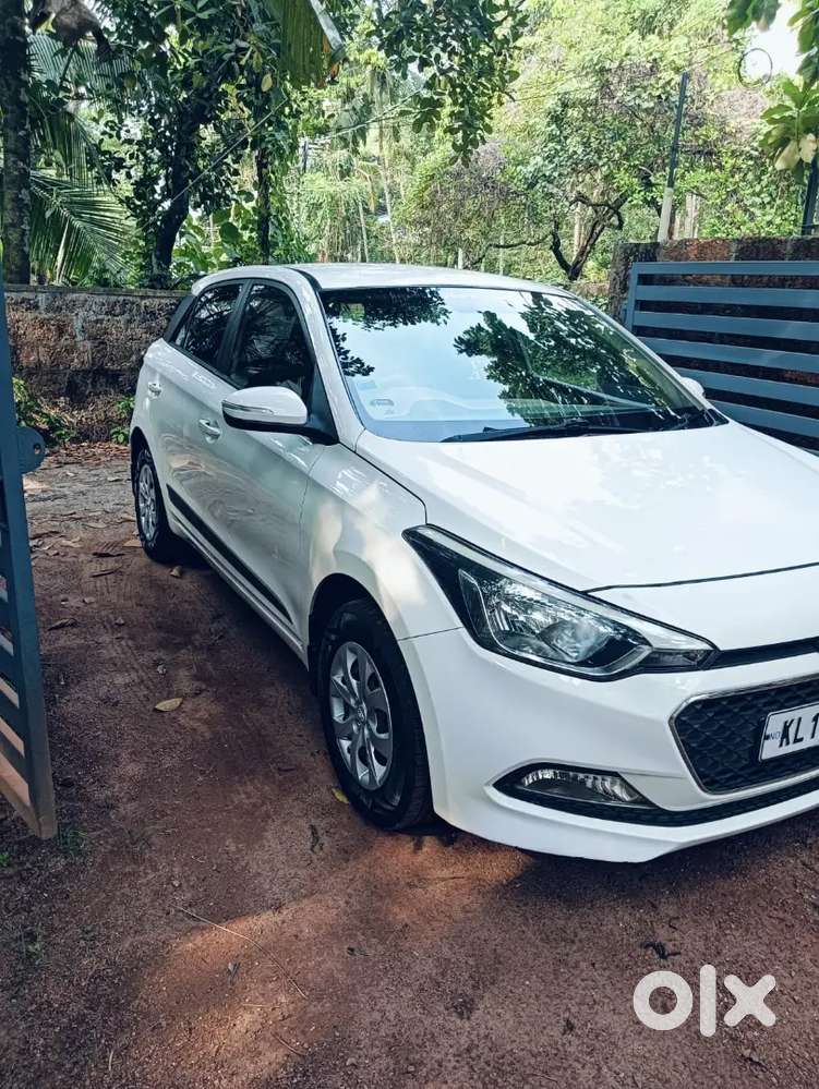 Hyundai I20 Sports Full Option 2015 Year