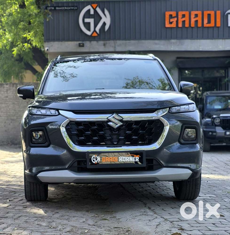 Maruti Suzuki Grand Vitara 1.5 Alpha Smart Hybrid At, 2022, Petrol