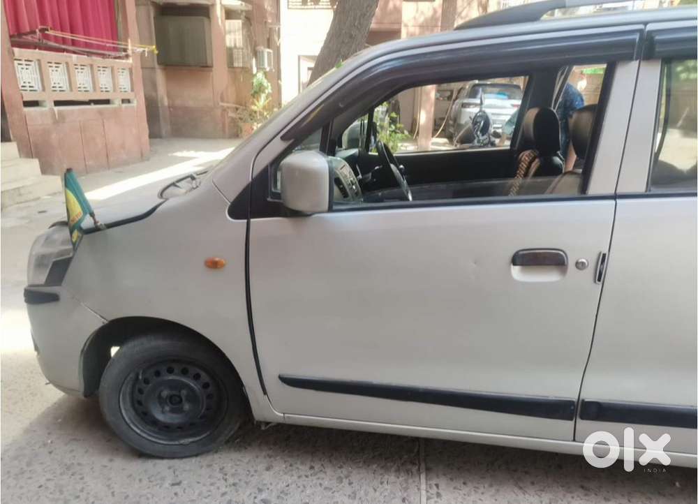 Maruti Suzuki Wagon R Vxi Minor 2011