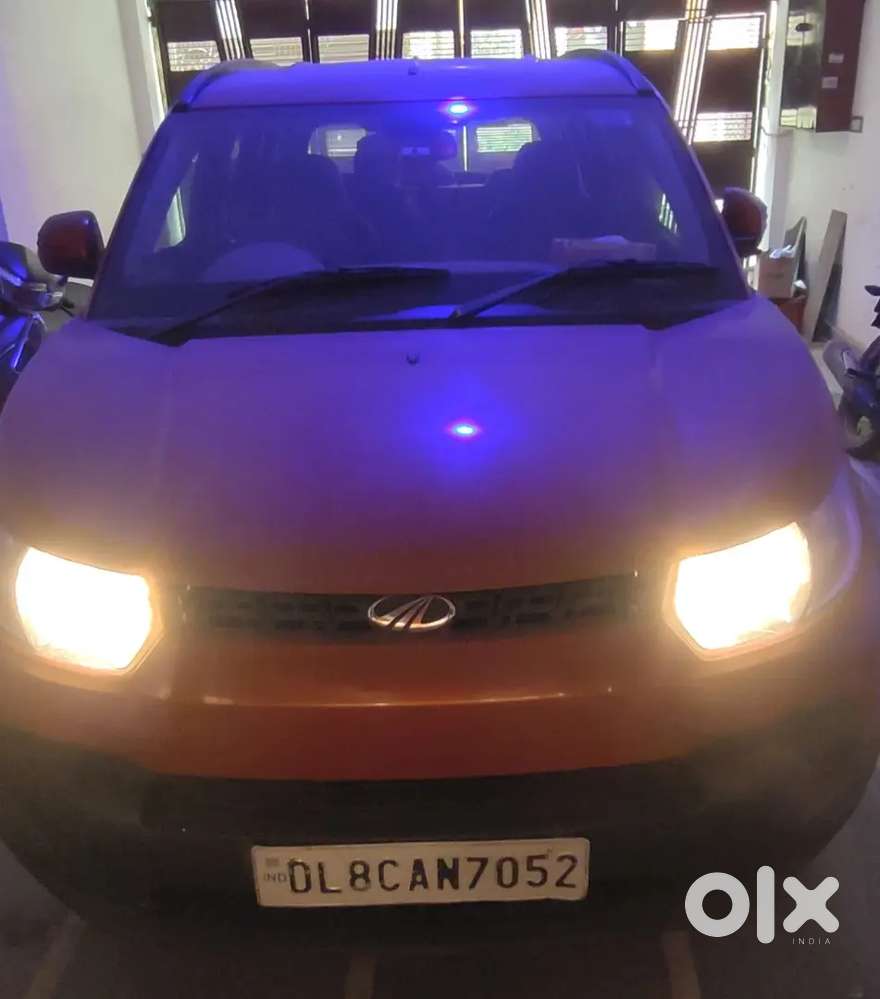 Mahindra Kuv 100 2016