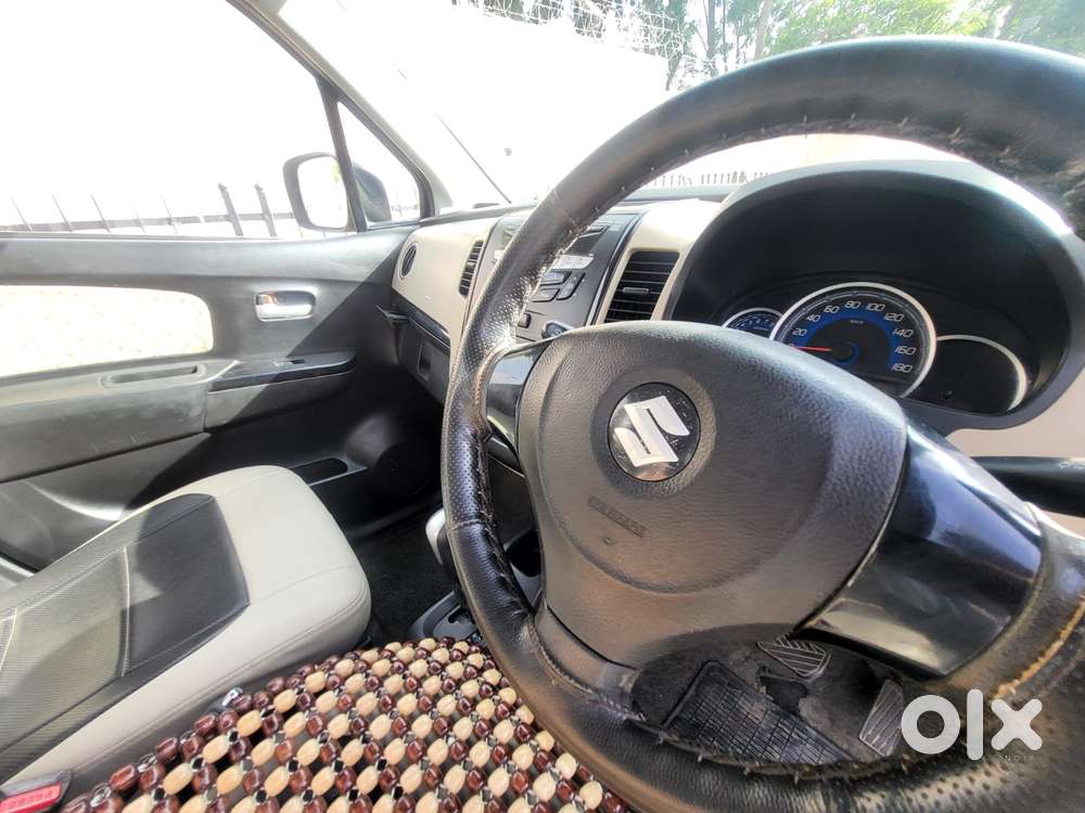 Maruti Suzuki Wagon R Vxi Amt1.2, 2017, Petrol