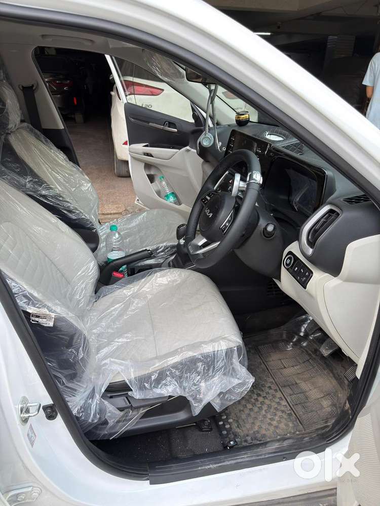 Kia Petrol Manual 2025 Year