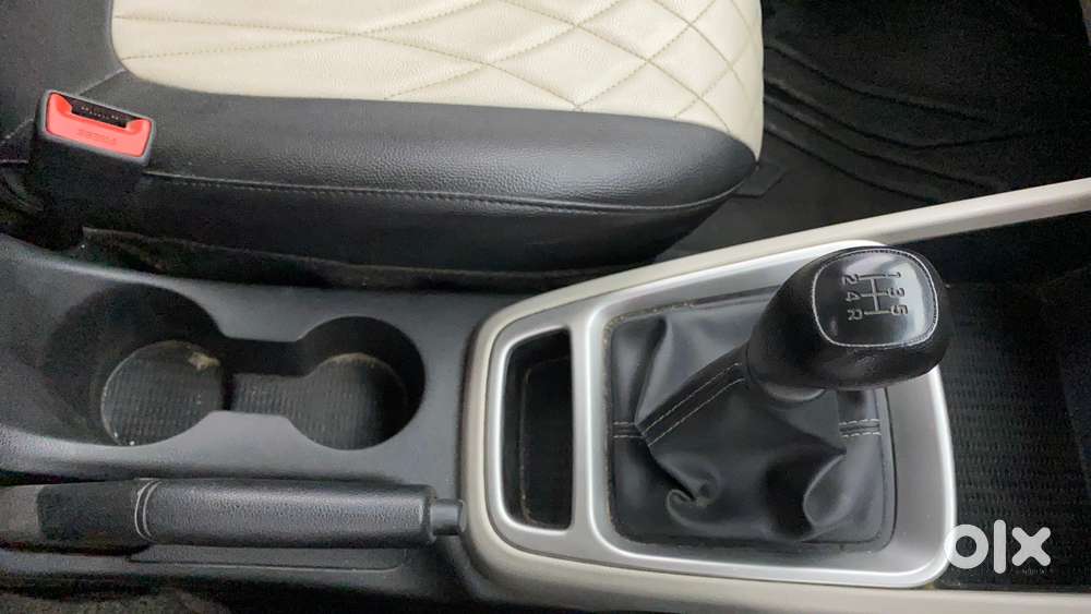 Hyundai Venue [2022-ongoing] 1.2 S, 2023, Petrol