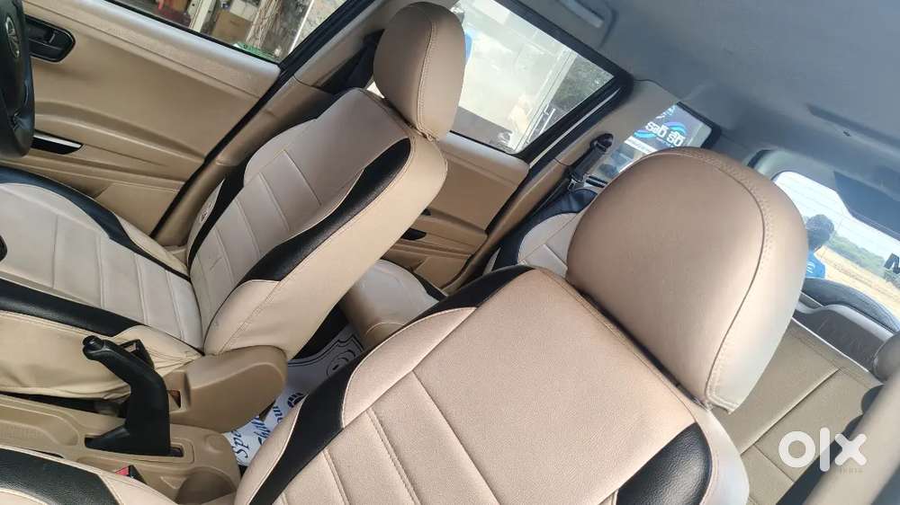 Mahindra Tuv 300 2019 Diesel 132000 Km Driven