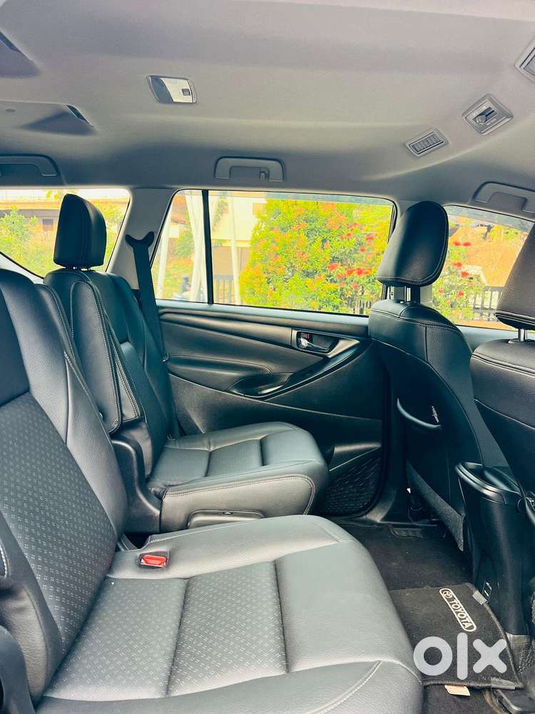 Toyota Innova Crysta [2020-ongoing] 2.4 Gx At 7 Str, 2021, Diesel