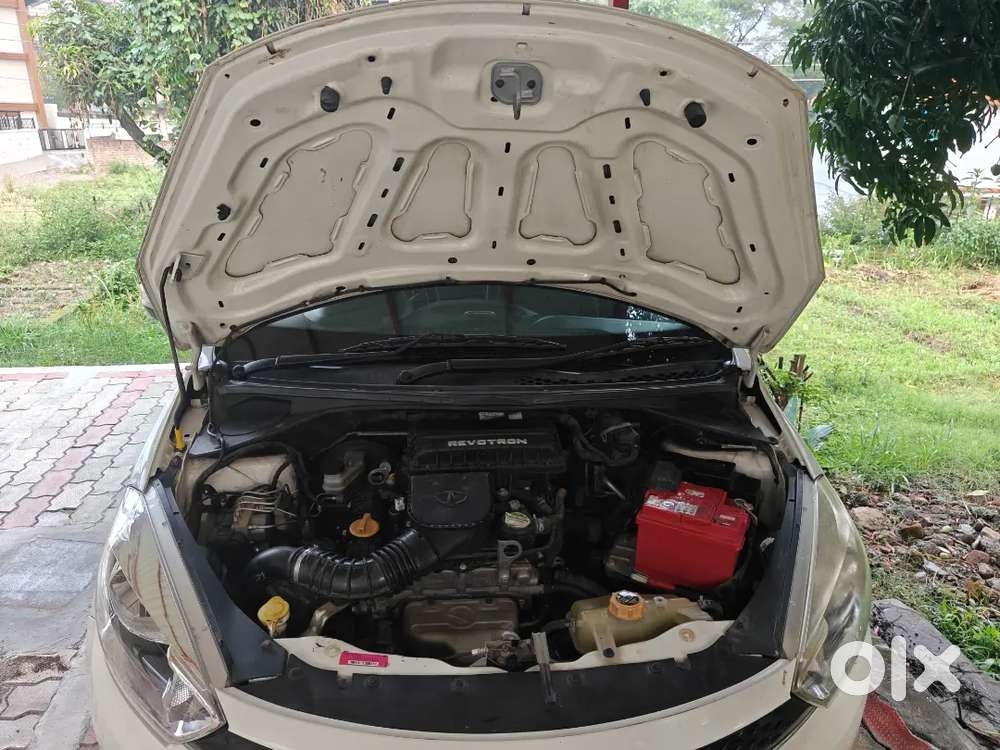 Well-maintained 2017 Tata Tiago Petrol – Single Owner