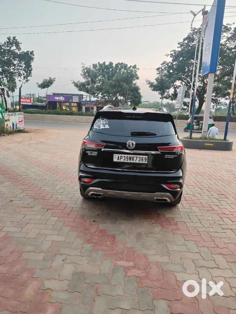 Mg Hector Plus 2022 Petrol 40000 Km Driven