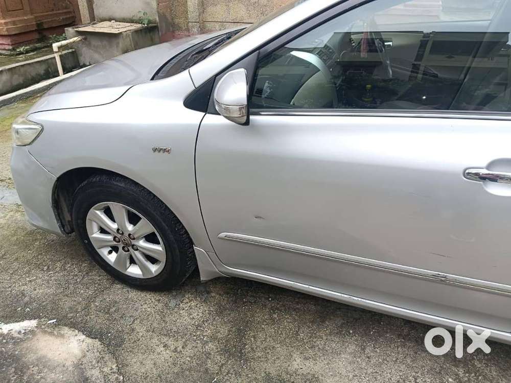 Toyota Corolla Altis G (automatic) – Petrol/cng – Excellent Condition!