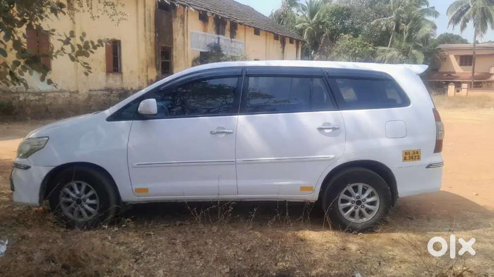 Toyota Innova 2011 Diesel 337200 Km Driven