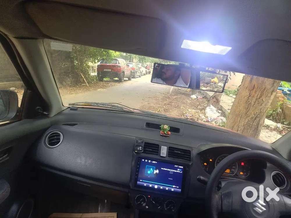 Maruti Suzuki New-gen Swift 2006 Petrol 130000 Km Driven