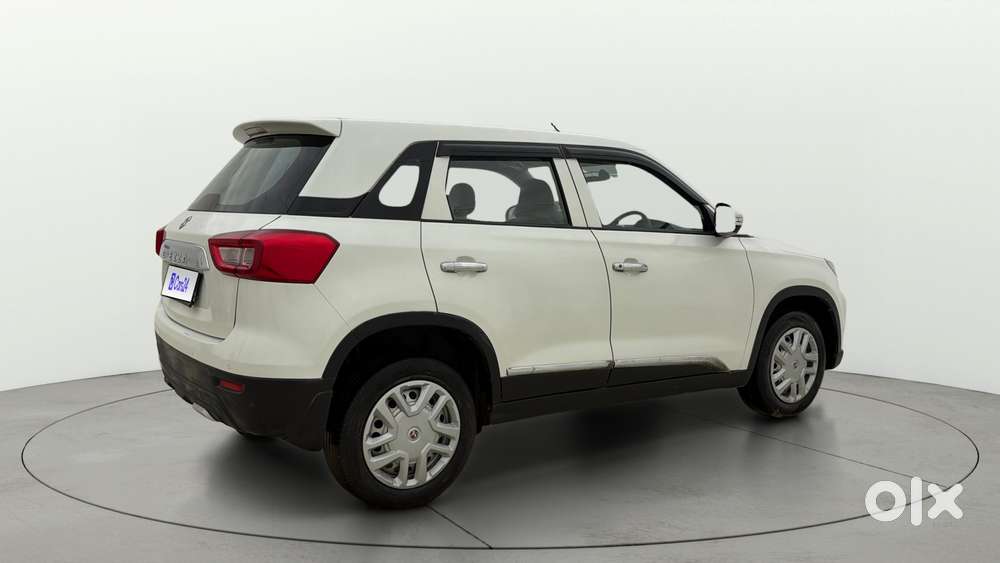 Maruti Suzuki Brezza 1.5 Lxi Smart Hybrid, 2022, Petrol