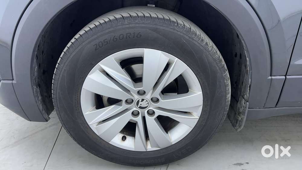 Skoda Kushaq Ambition 1.0l Tsi Mt, 2023, Petrol
