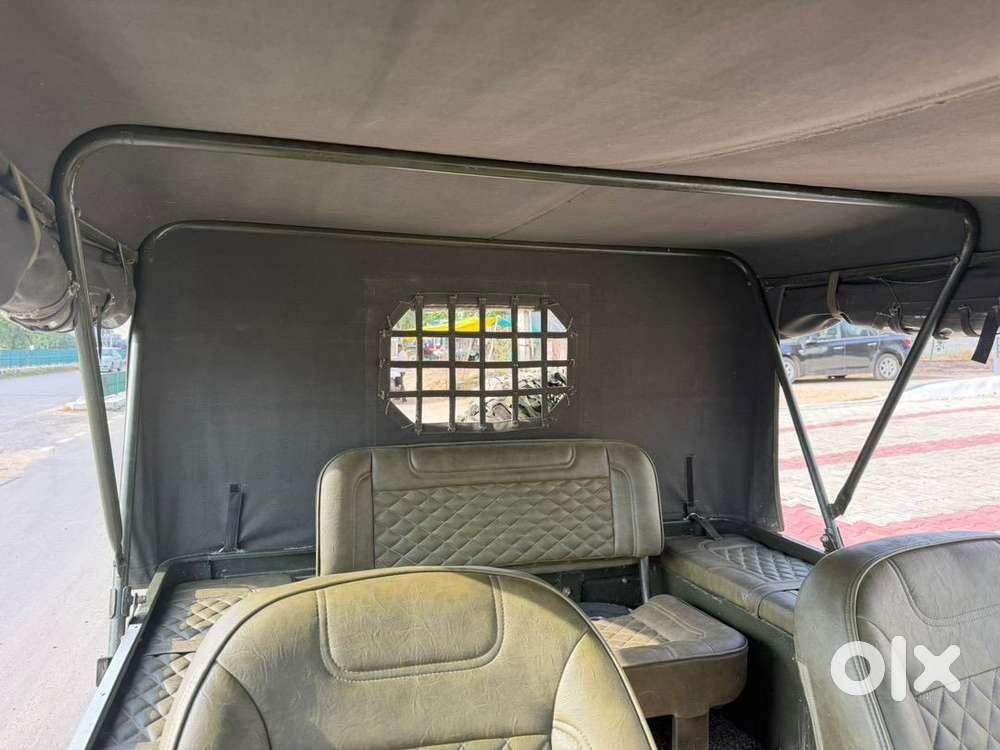 Mahindra Willy Jeep