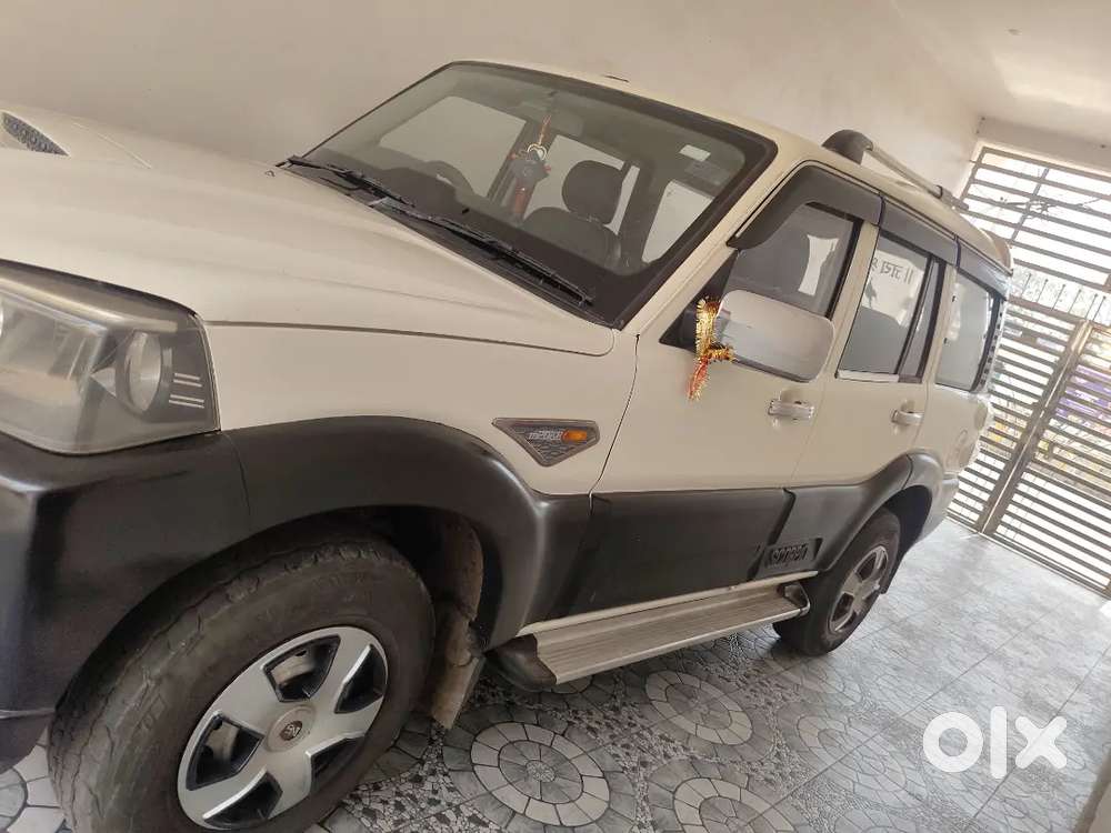 Mahindra Scorpio Classic 2016