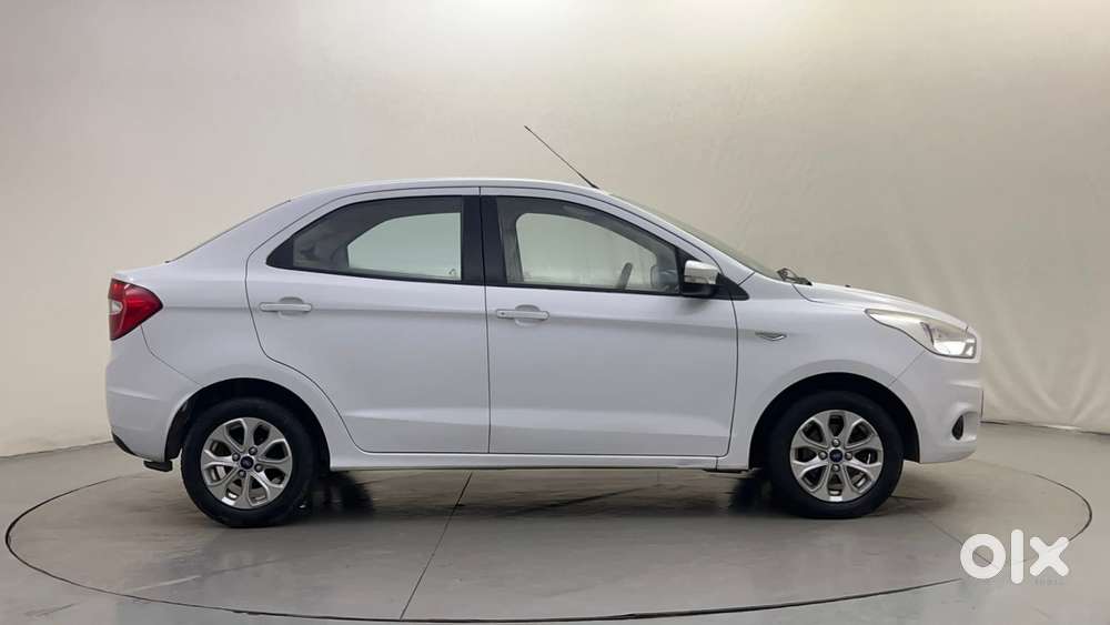 Ford Figo Aspire Titanium, 2016, Petrol
