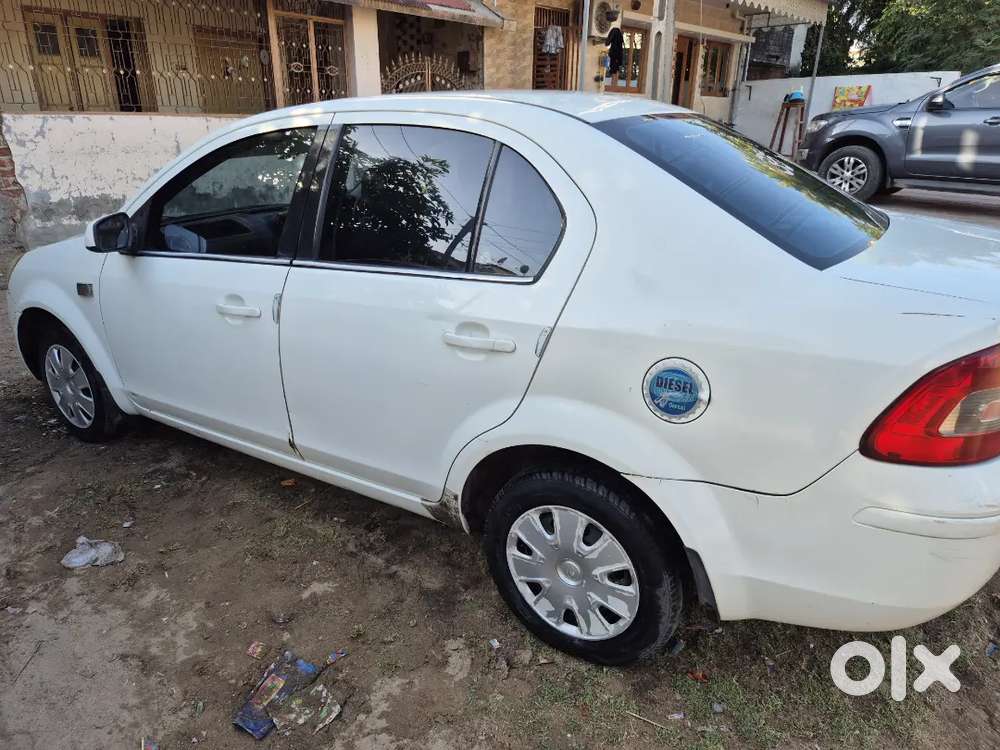 74-ril Nagar સોસાયટી, દૂધ સાગર ડેરીના પછાડ