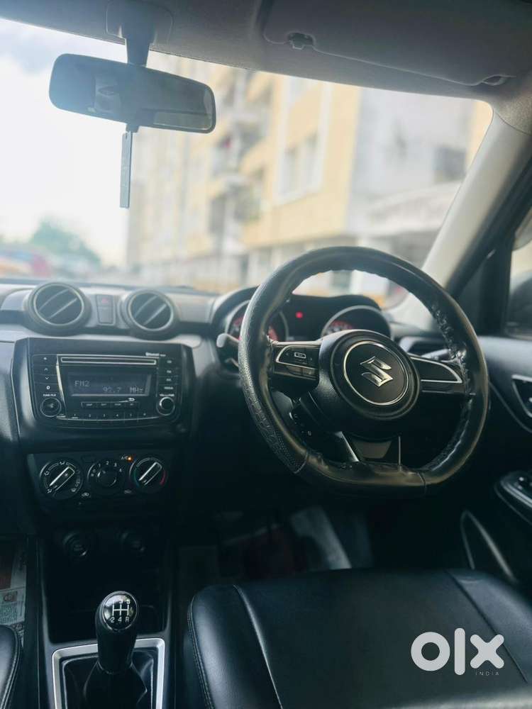 Maruti Suzuki Swift Vxi Abs Bsiv, 2018, Petrol