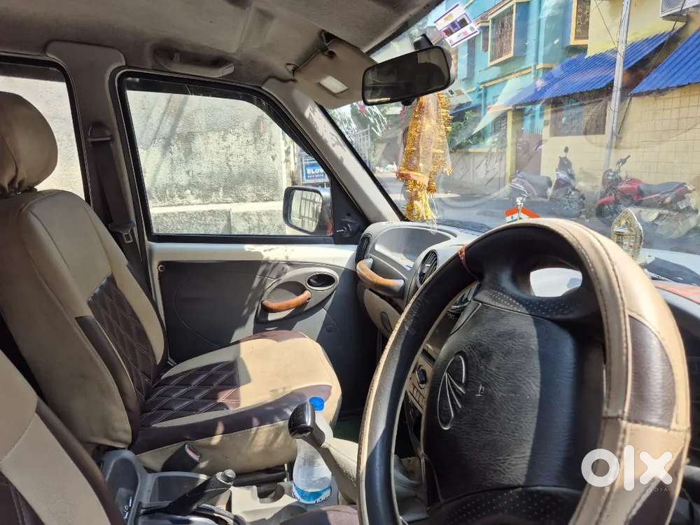 Mahindra Scorpio 2013