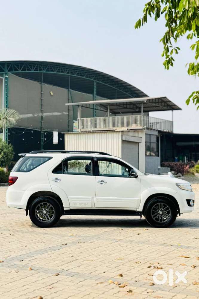 Toyota Fortuner 4x4 At, 2015, Diesel