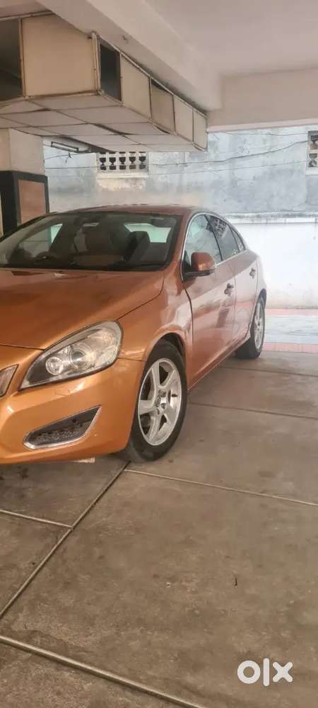 Volvo S60 2011 Diesel Well Maintained