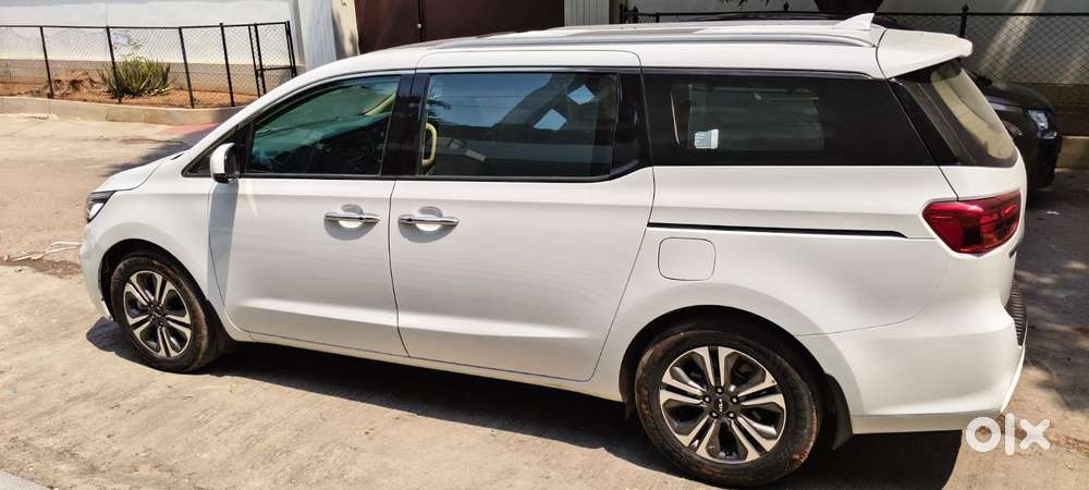 Kia Carnival Limousine Plus 7 Str, 2022, Diesel