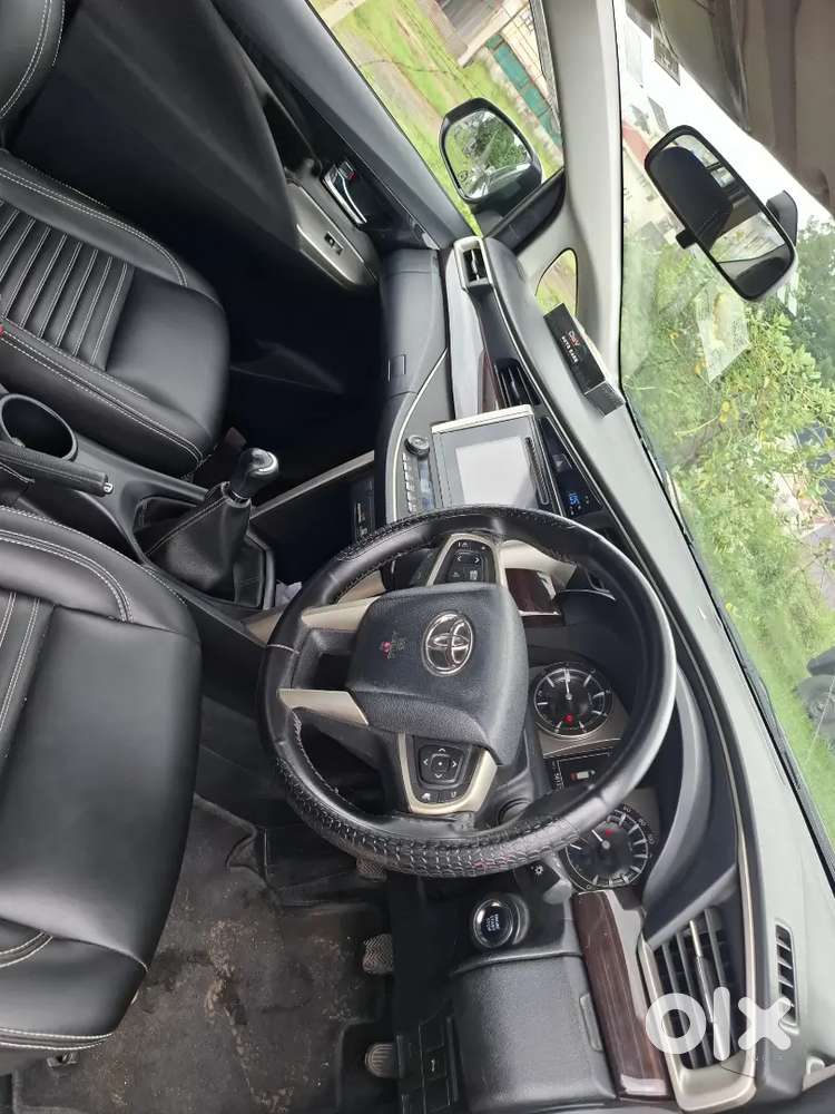Toyota Innova Crysta 2018