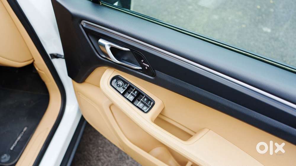 Porsche Macan 2.0 Petrol, 2019, Petrol