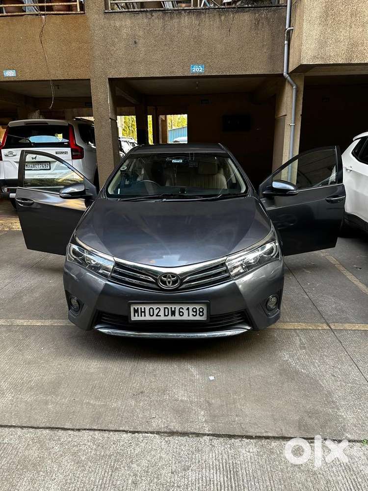Toyota Corolla Altis Gl 2015 (top Model)