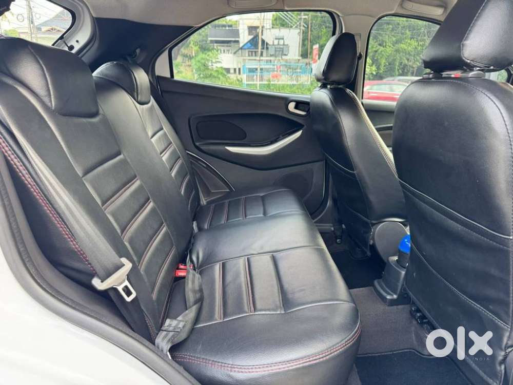 Ford Figo Petrol Titanium, 2017, Petrol