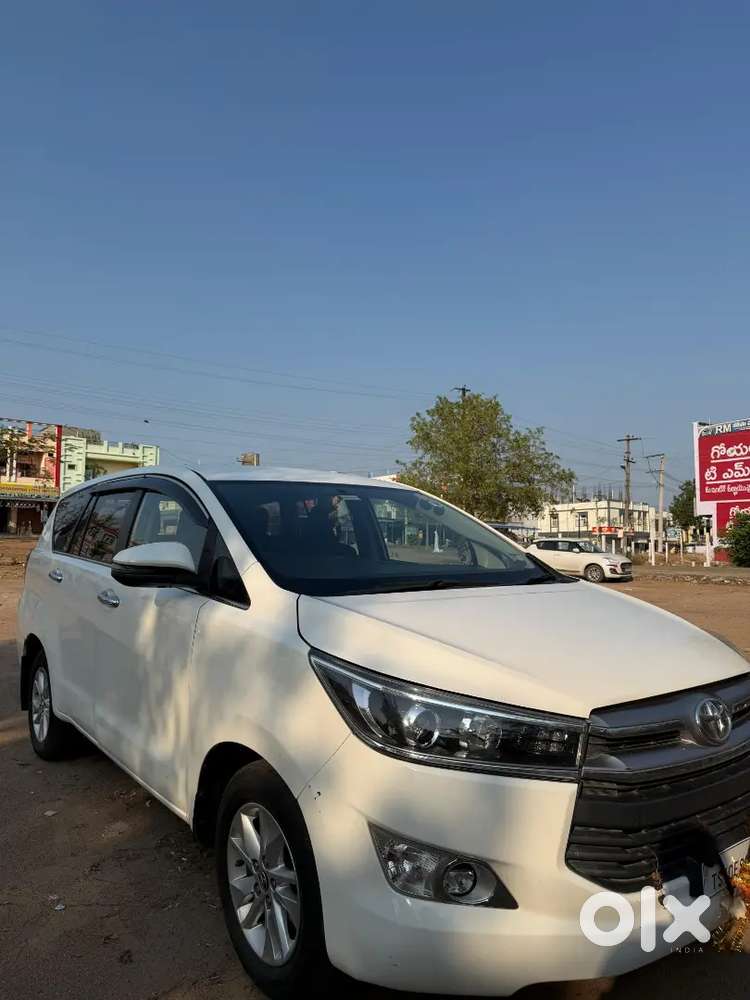 Toyota Innova Crysta 2018 Diesel 135000 Km Driven