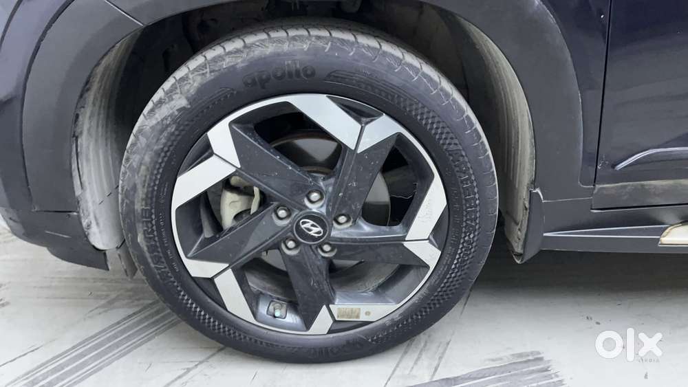 Hyundai Alcazar 2.0 Signature (o) Petrol At 7 Str, 2022, Petrol