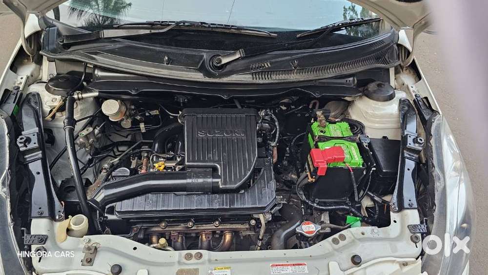Maruti Suzuki Swift Dzire Vxi Optional, 2015, Petrol