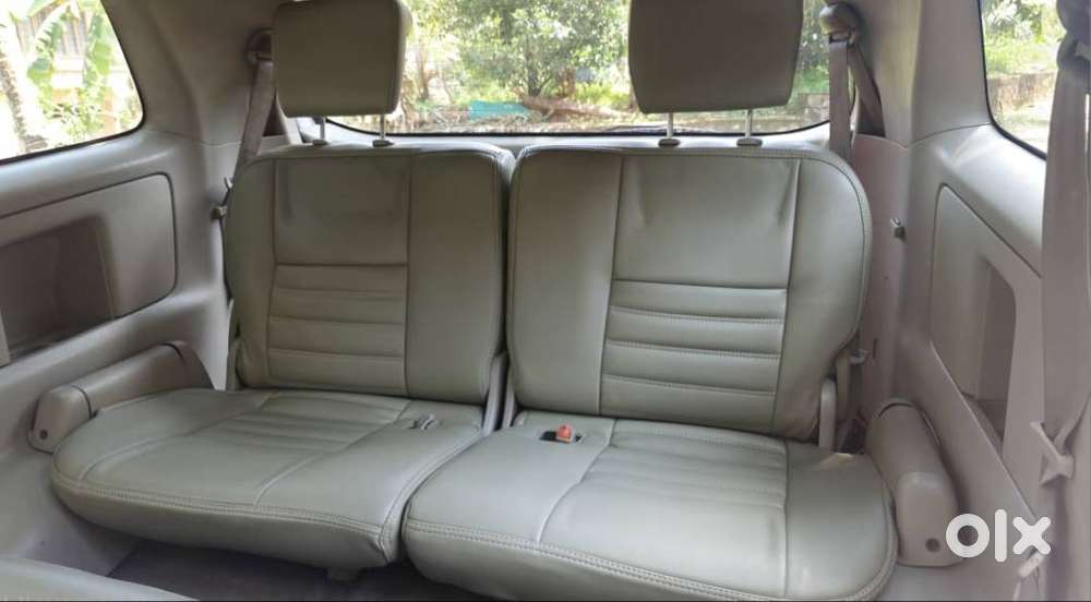 Toyota Innova Diesel 2011