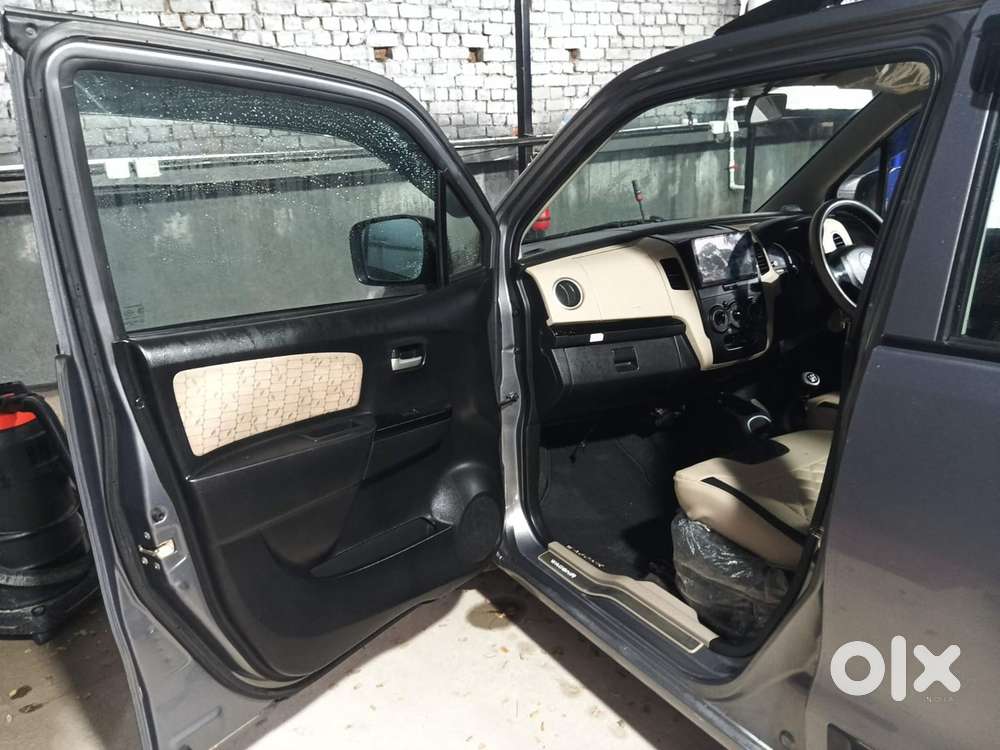 Maruti Suzuki Wagon R Vxi, 2017, Petrol