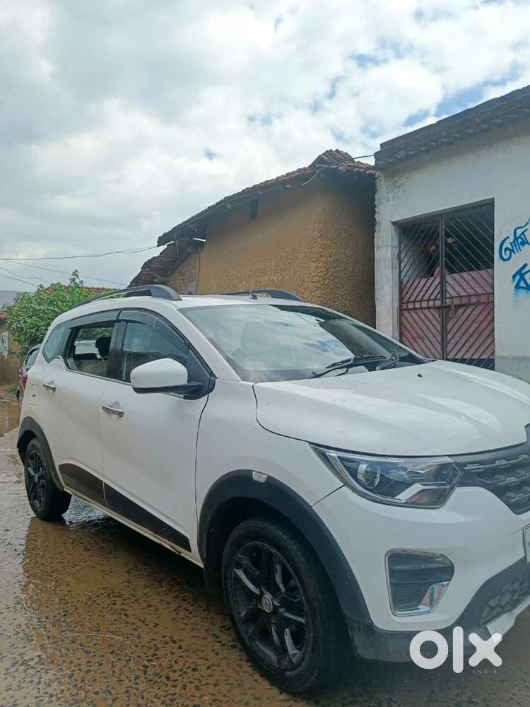 Renault Petrol 2020 Car