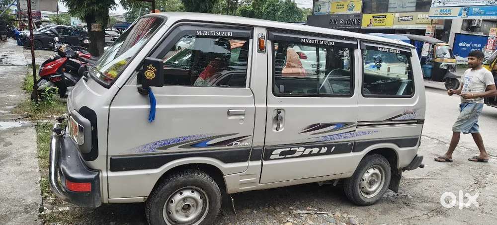 Maruti Suzuki Omni Petrol 8-str 8-year Car