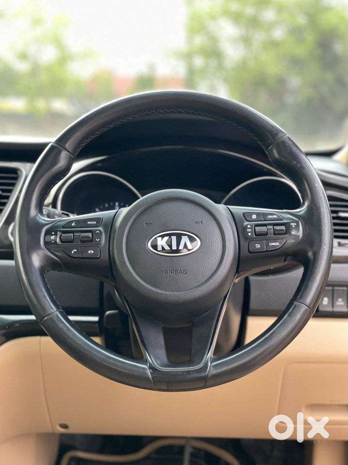 Kia Carnival Limousine Plus 7 Str, 2021, Diesel